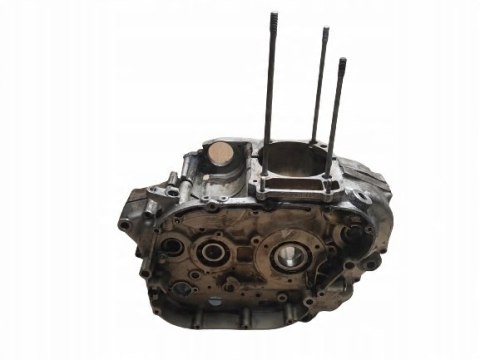 SUZUKI LS 650 SAVAGE KARTERY BLOK SILNIKA KPL SUZUKI LS 650 SAVAGE KARTERY BLOK SILNIKA KPL