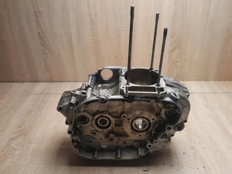 SUZUKI LS 650 SAVAGE KARTERY BLOK SILNIKA KPL SUZUKI LS 650 SAVAGE KARTERY BLOK SILNIKA KPL