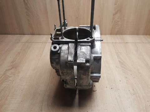 SUZUKI LS 650 SAVAGE KARTERY BLOK SILNIKA KPL SUZUKI LS 650 SAVAGE KARTERY BLOK SILNIKA KPL