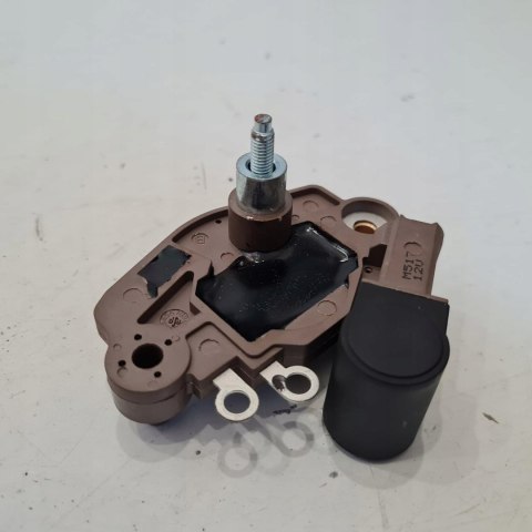 VOLVO V40 S40 I 1.9 D REGULATOR NAPIĘCIA ARE3007