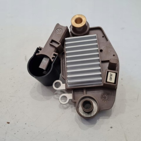 VOLVO V40 S40 I 1.9 D REGULATOR NAPIĘCIA ARE3007