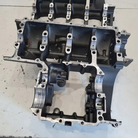 KAWASAKI Z800 KARTER KARTERY OBUDOWA BLOK SILNIKA KAWASAKI Z800 KARTER KARTERY OBUDOWA BLOK SILNIKA