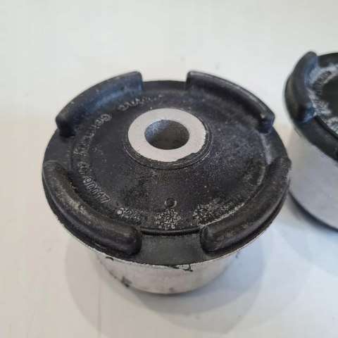 OPEL VECTRA B TULEJA SILENTBLOCK BELKI KPL SWAG 40790017 OPEL VECTRA B TULEJA SILENTBLOCK BELKI KPL SWAG 40790017