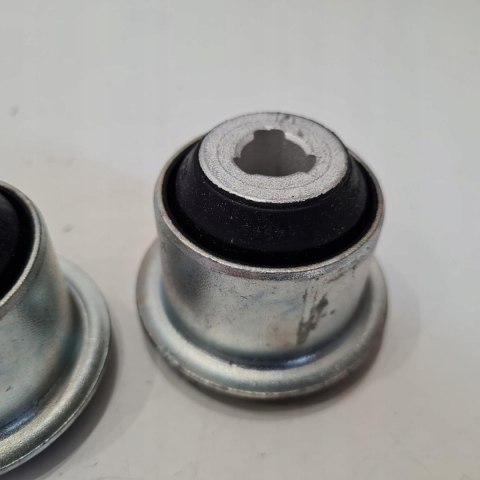 RENAULT KANGOO CLIO II TULEJA SILENTBLOCK WAHACZA KPL FEBI 14949 RENAULT KANGOO CLIO II TULEJA SILENTBLOCK WAHACZA KPL FEBI 14949