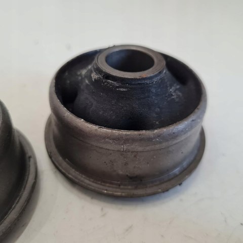 VW GOLF IV BORA TULEJA SILENTBLOCK WAHACZA KPL FEBI 07857