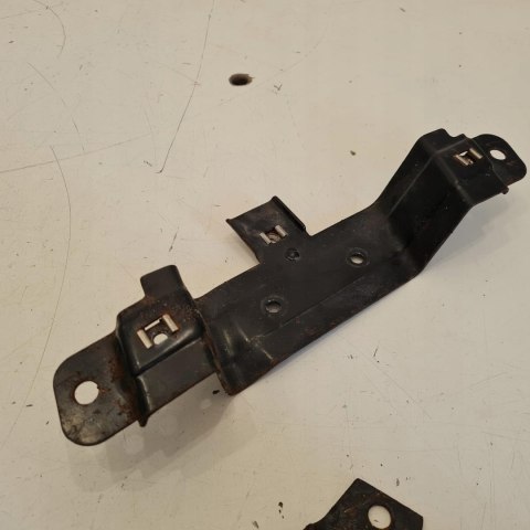 APRILIA HABANA 50 UCHWYT WSPORNIK MOCOWANIE STELAŻ KPL APRILIA HABANA 50 UCHWYT WSPORNIK MOCOWANIE STELAŻ KPL