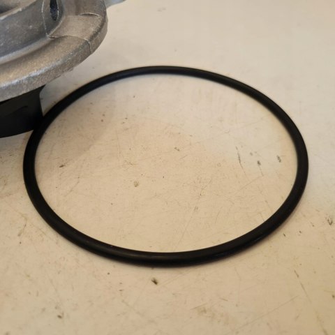 AUDI 100 2.5 TDI POMPA WODY SKF VKPC 81805 AUDI 100 2.5 TDI POMPA WODY SKF VKPC 81805