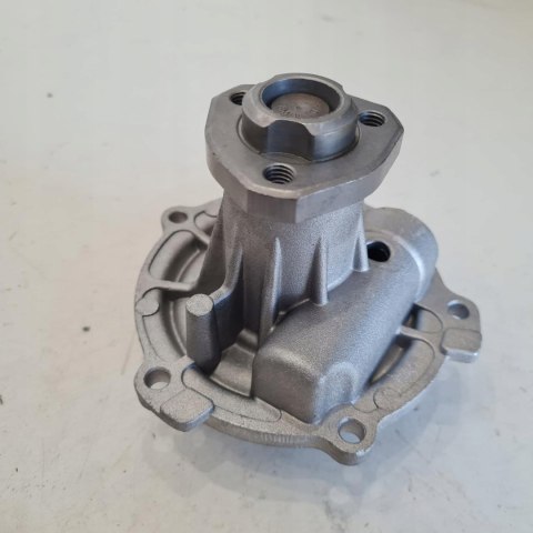 AUDI A4 B5 VW PASSAT B5 1.9 TDI POMPA WODY KRAFT 1500170 AUDI A4 B5 VW PASSAT B5 1.9 TDI POMPA WODY KRAFT 1500170