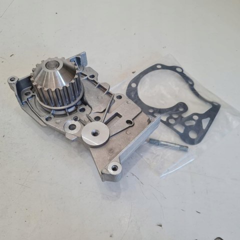 DACIA DOKKER DUSTER LOGAN 1.6 16V POMPA WODY BGA CP3282