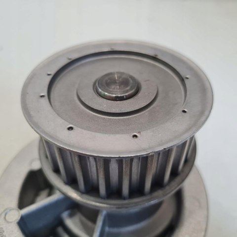 DAEWOO LEGANZA NUBIRA 2.0 16V POMPA WODY VALEO 506309 DAEWOO LEGANZA NUBIRA 2.0 16V POMPA WODY VALEO 506309
