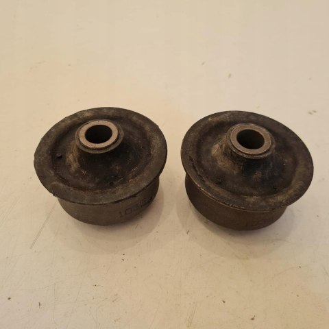 FORD ESCORT FIESTA ORION TULEJA SILENBLOCK WAHACZA KPL 2018 FORD ESCORT FIESTA ORION TULEJA SILENBLOCK WAHACZA KPL 2018
