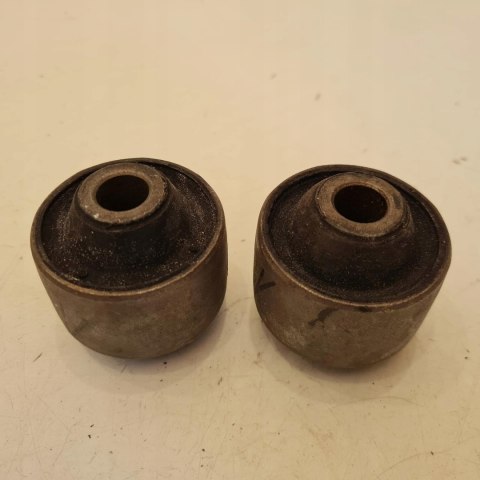 FORD MONDEO I II TULEJA SILENBLOCK WAHACZA KPL 1817 FORD MONDEO I II TULEJA SILENBLOCK WAHACZA KPL 1817