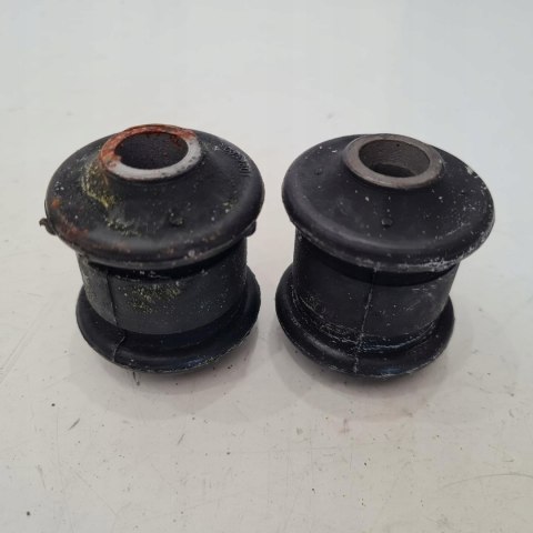 OPEL CORSA B TIGRA TULEJA SILENTBLOCK WAHACZA KPL 1740 OPEL CORSA B TIGRA TULEJA SILENTBLOCK WAHACZA KPL 1740