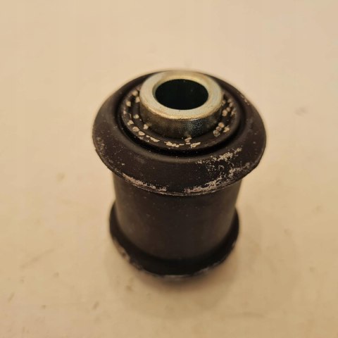 OPEL VECTRA B SAAB 9-5 TULEJA SILENTBLOCK WAHACZA FEBI 02070 OPEL VECTRA B SAAB 9-5 TULEJA SILENTBLOCK WAHACZA FEBI 02070