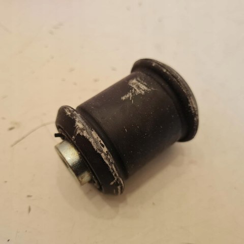 OPEL VECTRA B SAAB 9-5 TULEJA SILENTBLOCK WAHACZA FEBI 02070 OPEL VECTRA B SAAB 9-5 TULEJA SILENTBLOCK WAHACZA FEBI 02070