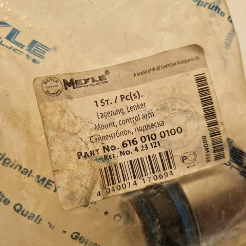 OPEL VECTRA B SAAB 9-5 TULEJA SILENTBLOCK WAHACZA MEYLE 616 010 0100 OPEL VECTRA B SAAB 9-5 TULEJA SILENTBLOCK WAHACZA MEYLE 616 010 0100