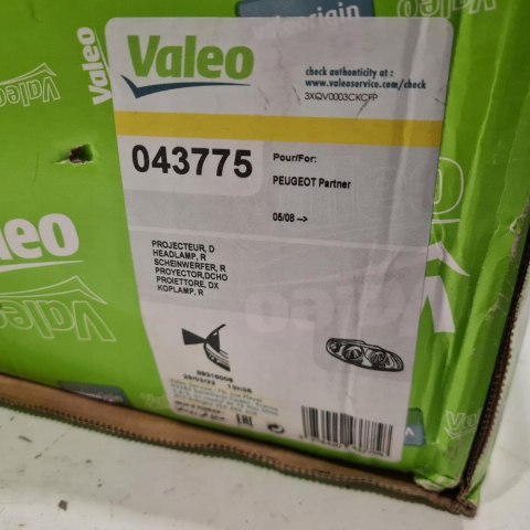 PEUGEOT PARTNER II 08-12 LAMPA REFLEKTOR PRAWY VALEO 043775 PEUGEOT PARTNER II 08-12 LAMPA REFLEKTOR PRAWY VALEO 043775
