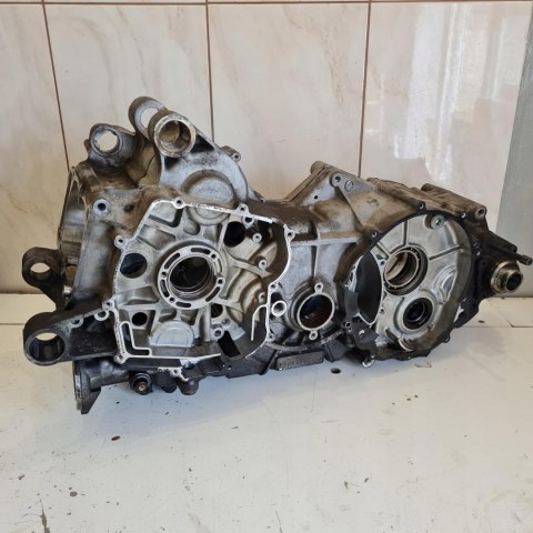SUZUKI AN 650 BURGMAN 02-12 KARTER KARTERY BLOK SILNIKA KORPUS KPL SUZUKI AN 650 BURGMAN 02-12 KARTER KARTERY BLOK SILNIKA KORPUS KPL