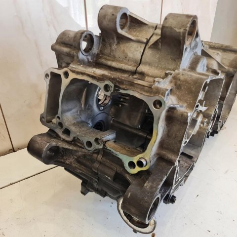 SUZUKI AN 650 BURGMAN 02-12 KARTER KARTERY BLOK SILNIKA KORPUS KPL SUZUKI AN 650 BURGMAN 02-12 KARTER KARTERY BLOK SILNIKA KORPUS KPL