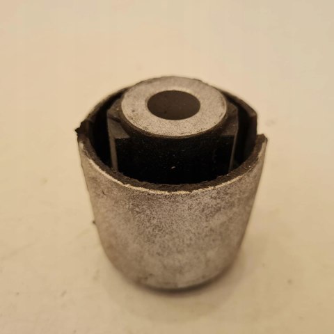 VOLKSWAGEN TRANSPORTER T4 TULEJA SILENTBLOCK WAHACZA 1857 VOLKSWAGEN TRANSPORTER T4 TULEJA SILENTBLOCK WAHACZA 1857