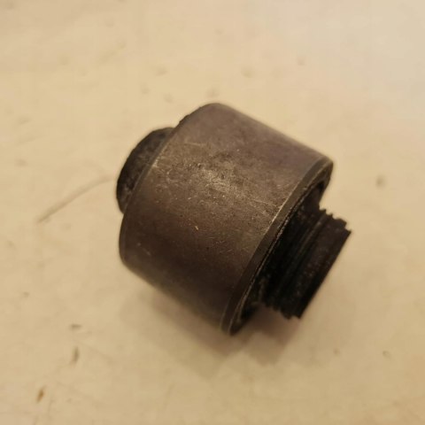 CITROEN C15 PEUGEOT 104 TULEJA SILENTBLOCK WAHACZA G9-521