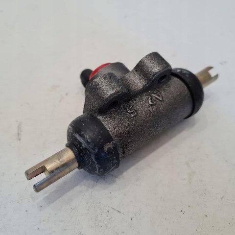 MERCEDES T1 CYLINDEREK HAMULCOWY MAXGEAR 19-0004 MERCEDES T1 CYLINDEREK HAMULCOWY MAXGEAR 19-0004