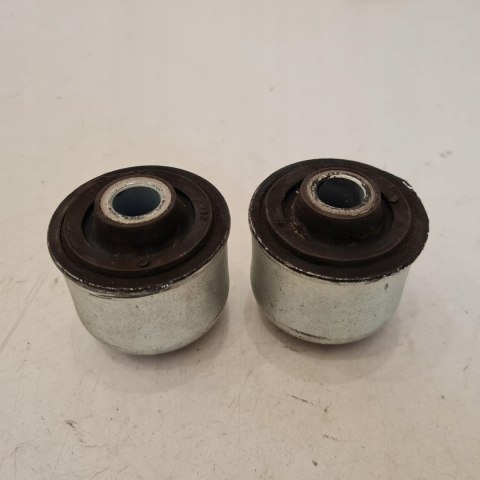 RENAULT MEGANE SCENIC I TULEJA SILENTBLOCK WAHACZA KPL 2032 RENAULT MEGANE SCENIC I TULEJA SILENTBLOCK WAHACZA KPL 2032