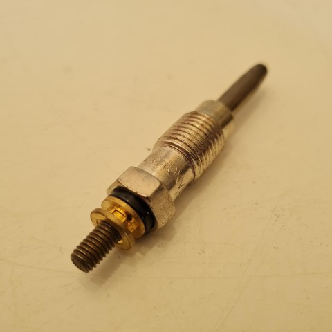 BMW 3 5 E30 E36 E34 E39 TD TDS ŚWIECA ŻAROWA MAXGEAR 66-0001 BMW 3 5 E30 E36 E34 E39 TD TDS ŚWIECA ŻAROWA MAXGEAR 66-0001