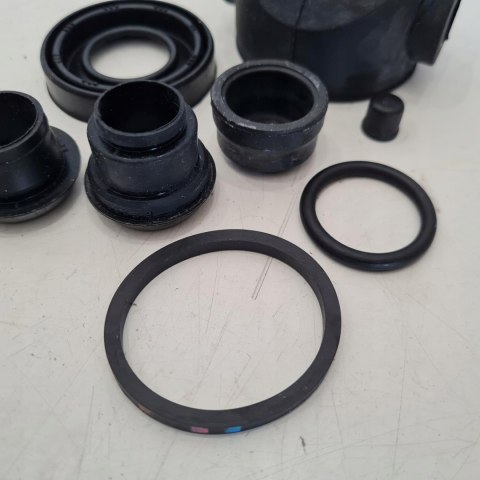 FORD MONDEO I II III ZESTAW NAPRAWCZY ZACISKU ERT 400025 FORD MONDEO I II III ZESTAW NAPRAWCZY ZACISKU ERT 400025