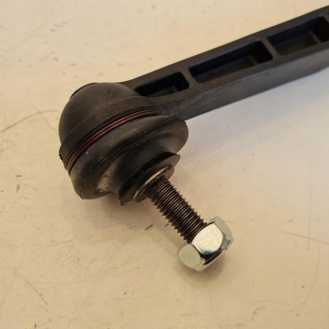 PEUGEOT 306 ŁĄCZNIK DRĄŻKA STABILIZATORA DYS 30-76833 PEUGEOT 306 ŁĄCZNIK DRĄŻKA STABILIZATORA DYS 30-76833