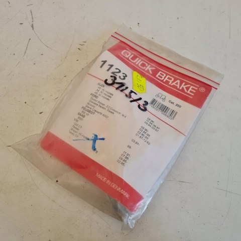 AUDI A3 8L ZESTAW MONTAŻOWY KLOCKÓW HAMULCOWYCH QUICK BRAKE 1123 AUDI A3 8L ZESTAW MONTAŻOWY KLOCKÓW HAMULCOWYCH QUICK BRAKE 1123