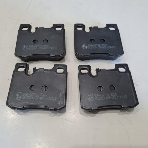 MERCEDES 190 W201 W124 KLOCKI HAMULCOWE KOMPLET SAMKO 5SP485 MERCEDES 190 W201 W124 KLOCKI HAMULCOWE KOMPLET SAMKO 5SP485