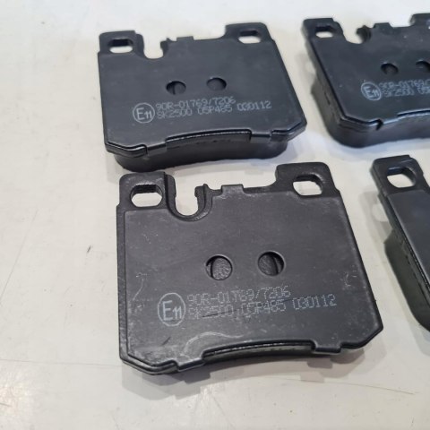 MERCEDES 190 W201 W124 KLOCKI HAMULCOWE KOMPLET SAMKO 5SP485 MERCEDES 190 W201 W124 KLOCKI HAMULCOWE KOMPLET SAMKO 5SP485