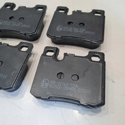 MERCEDES 190 W201 W124 KLOCKI HAMULCOWE KOMPLET SAMKO 5SP485 MERCEDES 190 W201 W124 KLOCKI HAMULCOWE KOMPLET SAMKO 5SP485