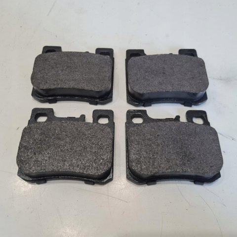 MERCEDES 190 W201 W124 KLOCKI HAMULCOWE KOMPLET SAMKO 5SP485 MERCEDES 190 W201 W124 KLOCKI HAMULCOWE KOMPLET SAMKO 5SP485