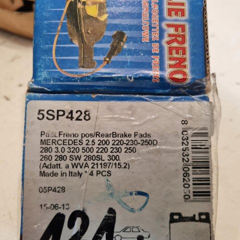 MERCEDES C W202 E W210 KLOCKI HAMULCOWE KOMPLET SAMKO 5SP428 MERCEDES C W202 E W210 KLOCKI HAMULCOWE KOMPLET SAMKO 5SP428