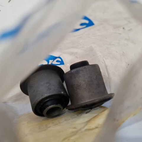 PEUGEOT 205 305 309 TULEJE WAHACZA KPL SASIC 5233233