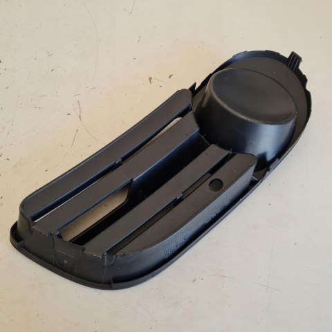 SKODA FABIA I KRATKA ZAŚLEPKA ZDERZAKA LEWA PRZÓD 6Y0807367B SKODA FABIA I KRATKA ZAŚLEPKA ZDERZAKA LEWA PRZÓD 6Y0807367B