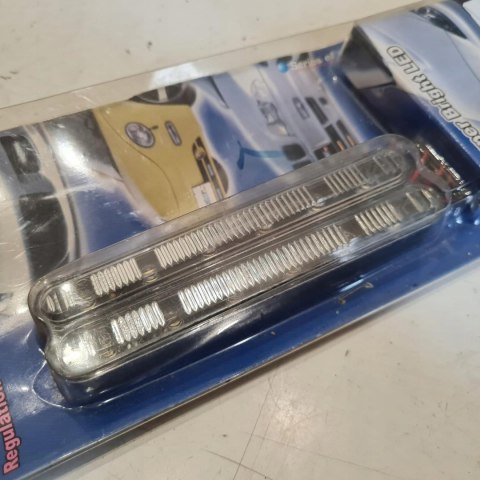 ŚWIATŁA LED DO JAZDY DZIENNEJ UNIWERSALNE ŚWIATŁA LED DO JAZDY DZIENNEJ UNIWERSALNE