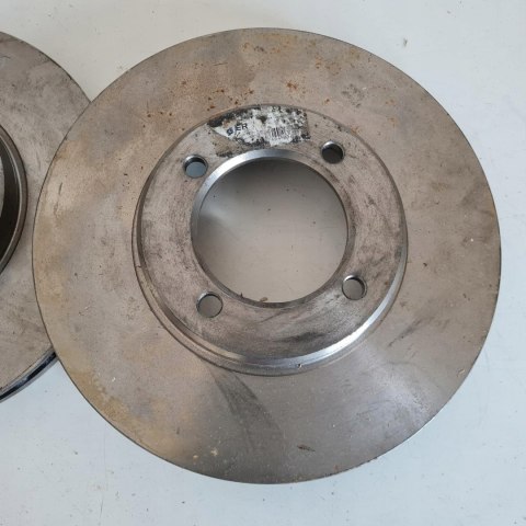 TOYOTA CRESSIDA TARCZE HAMULCOWE KOMPLET KAGER 37-0611 TOYOTA CRESSIDA TARCZE HAMULCOWE KOMPLET KAGER 37-0611