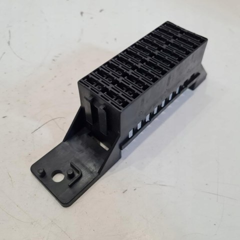 DAEWOO LANOS SKRZYNKA BEZPIECZNIKÓW 96270326