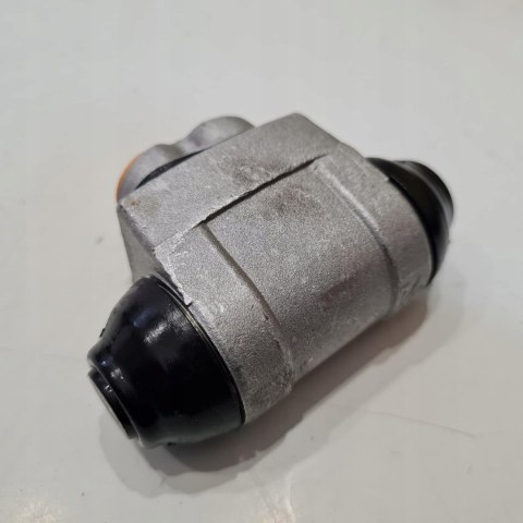 HYUNDAI ACCENT GETZ CYLINDEREK HAMULCOWY 58380-02000 HYUNDAI ACCENT GETZ CYLINDEREK HAMULCOWY 58380-02000