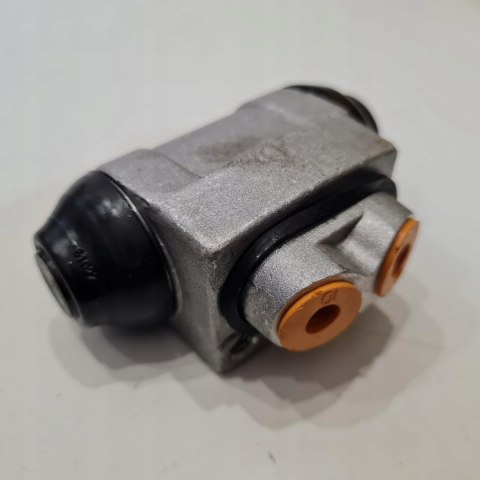 HYUNDAI ACCENT GETZ CYLINDEREK HAMULCOWY 58380-02000 HYUNDAI ACCENT GETZ CYLINDEREK HAMULCOWY 58380-02000