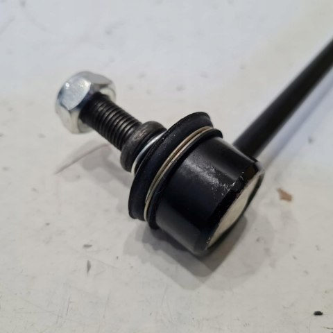 MAZDA 626 GF ŁĄCZNIK DRĄŻKA STABILIZATORA TYŁ J63012JC