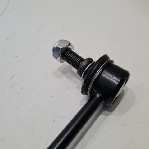 MAZDA 626 GF ŁĄCZNIK DRĄŻKA STABILIZATORA TYŁ J63012JC