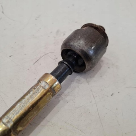 PEUGEOT 205 DRĄŻEK KIEROWNICZY P-302