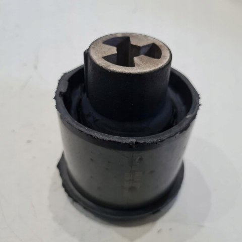 SKODA FABIA I VW GOLF IV TULEJA TYLNEJ BELKI IMPERGOM 1711