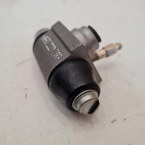 VOLKSWAGEN GOLF III CYLINDEREK HAMULCOWY HART 220 793 VOLKSWAGEN GOLF III CYLINDEREK HAMULCOWY HART 220 793