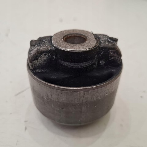RENAULT LAGUNA I TULEJA SILENTBLOCK WAHACZA SASIC 4001536 RENAULT LAGUNA I TULEJA SILENTBLOCK WAHACZA SASIC 4001536