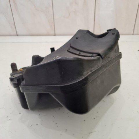SUZUKI AN 650 BURGMAN 02-12 AIRBOX FILTR POWIETRZA OBUDOWA SUZUKI AN 650 BURGMAN 02-12 AIRBOX FILTR POWIETRZA OBUDOWA